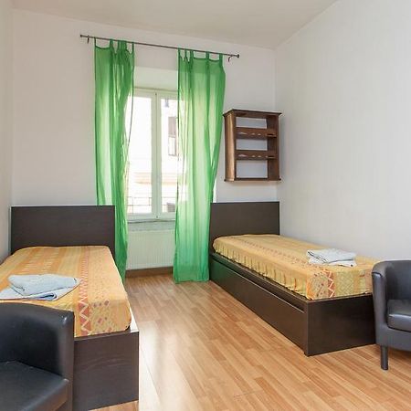 Rental In Rome Santini Apartment 部屋 写真