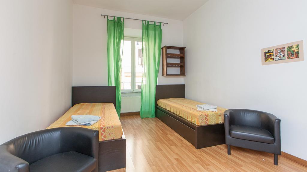 Rental In Rome Santini Apartment 部屋 写真