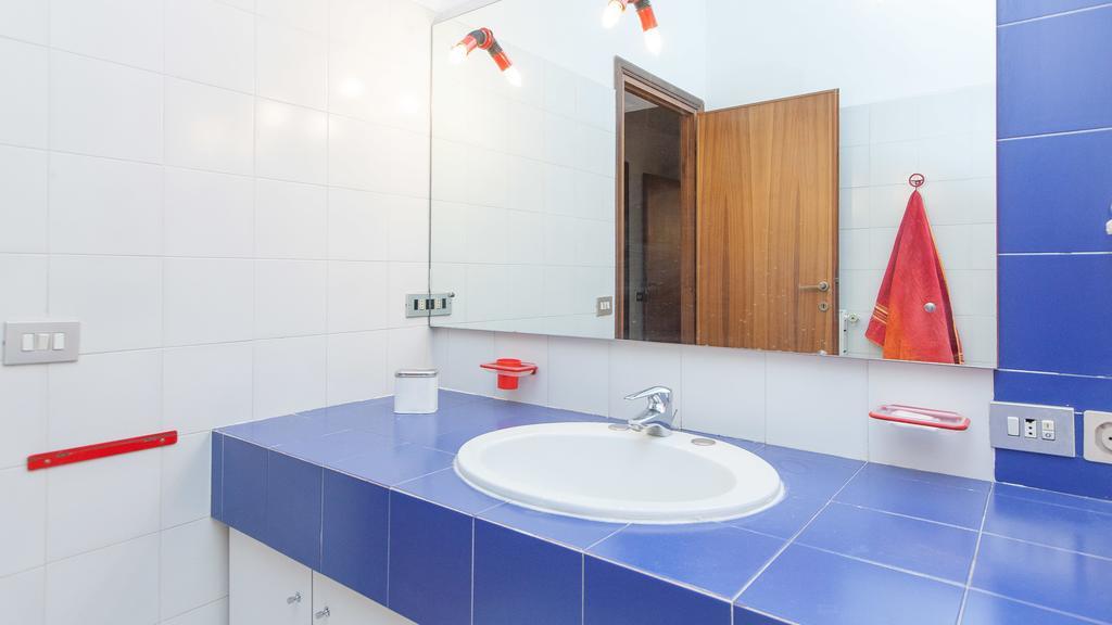 Rental In Rome Santini Apartment 部屋 写真